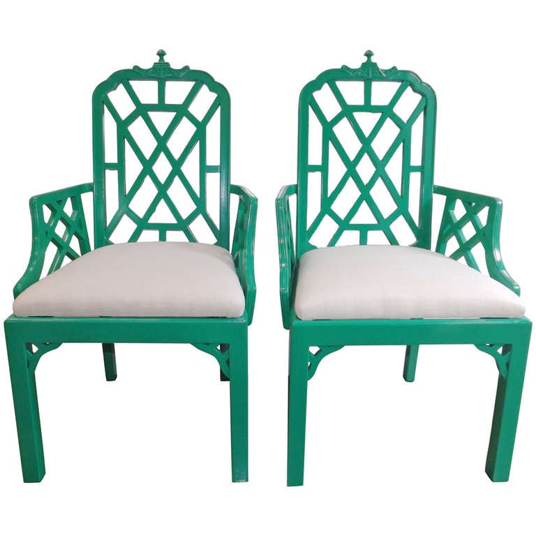 Chinese Chippendale Chairs In Kelly Green With Silk Cushions At 1stdibs Chinese Chippendale Chairs In Kelly Green With Silk Cushions For