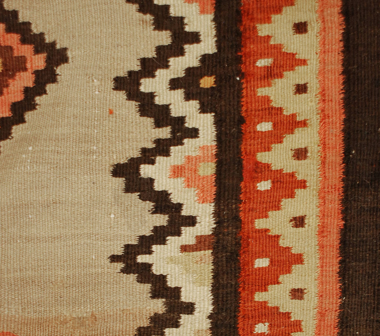 Tintura vegetale Tappeto Runner Serab dei primi del Novecento in vendita