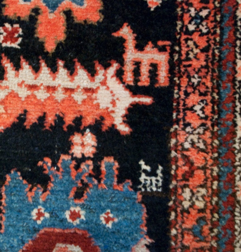 Early 20th Century Persian Malayer Carpet Runner In Excellent Condition For Sale In Chicago, IL