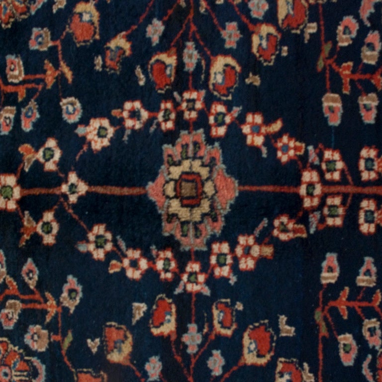 Vegetable Dyed Early 20th Century Saruk Mahajan Carpet For Sale