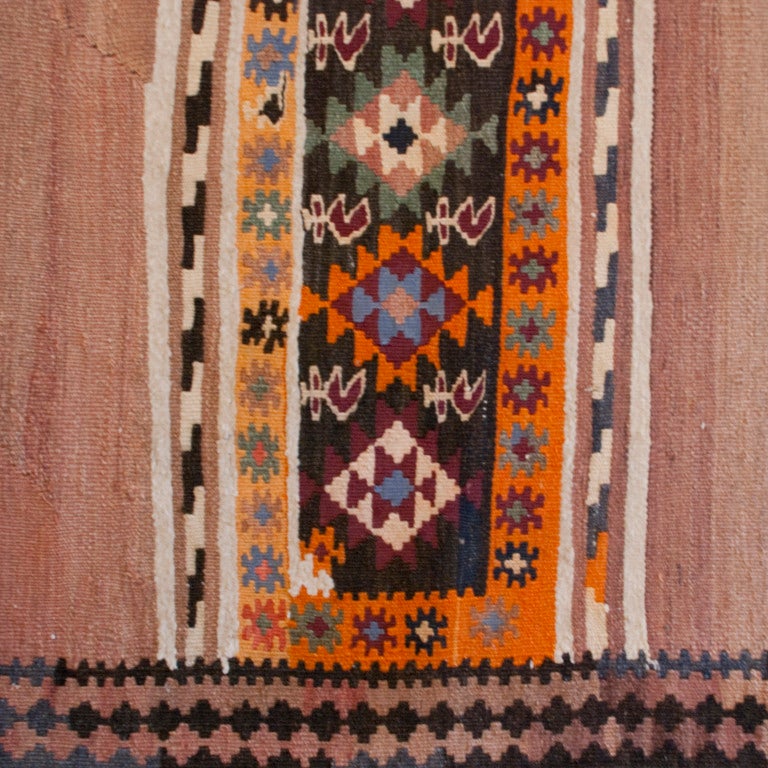 Vegetable Dyed Early 20th Century Zarand Kilim Carpet For Sale