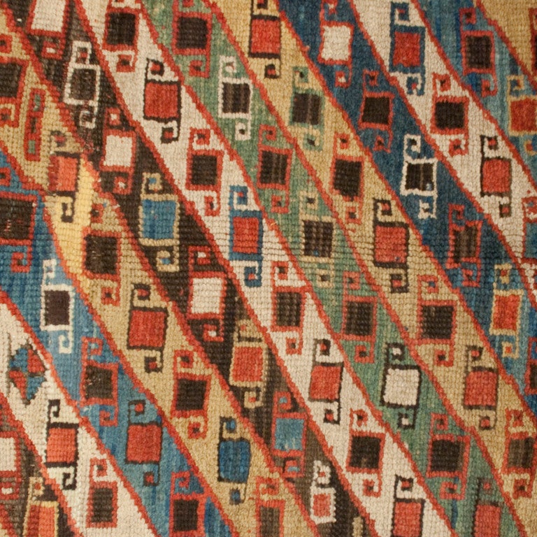 Tintura vegetale Tappeto Talish del XIX secolo in vendita