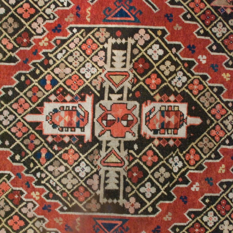 Azerbaïdjanais Tapis persan du Karabakh du XIXe siècle en vente