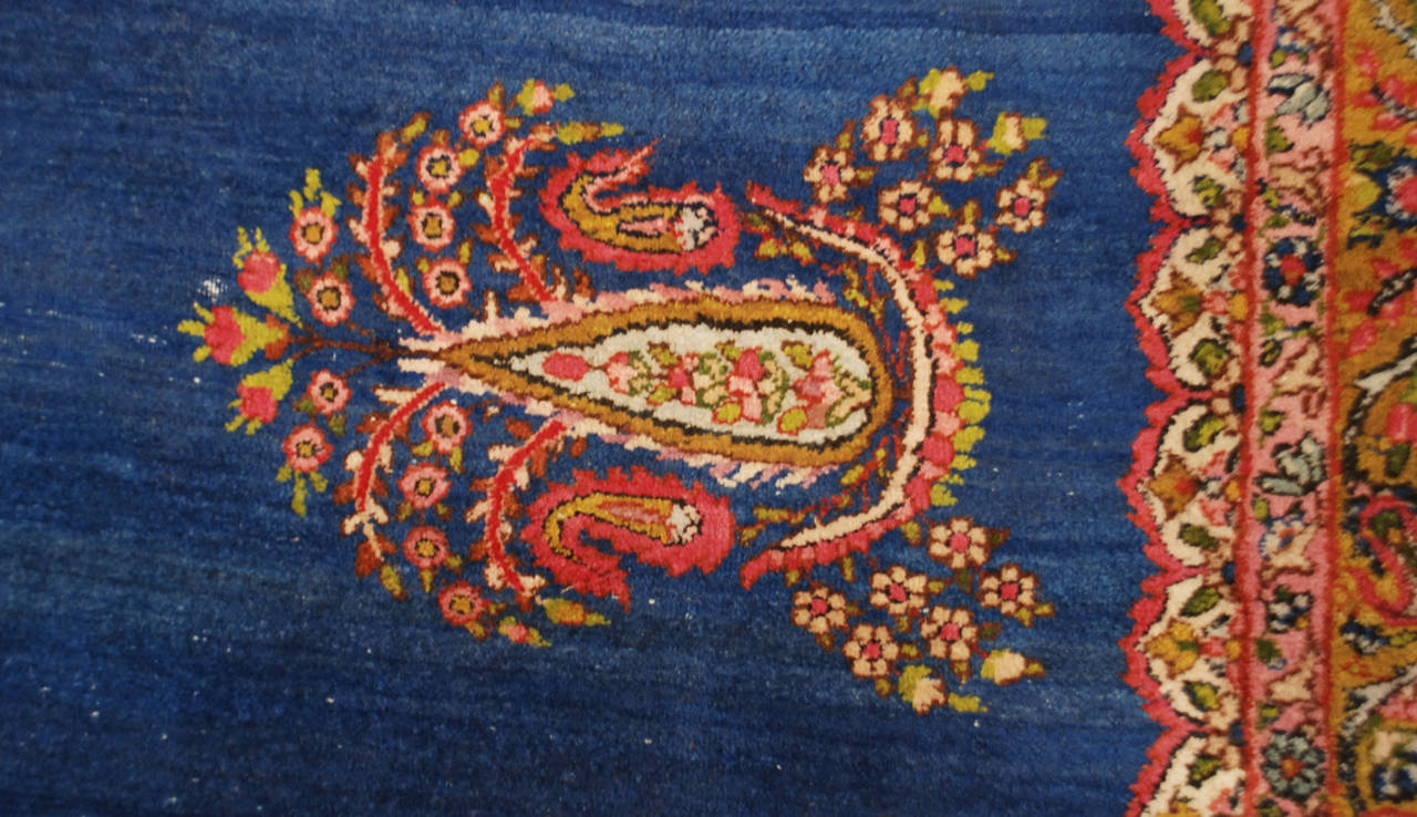 Tintura vegetale Tappeto Kirman dei primi del Novecento in vendita