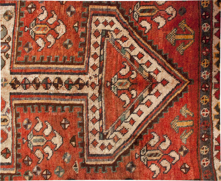 Early 20th Century Kurdish Rug In Excellent Condition For Sale In Chicago, IL