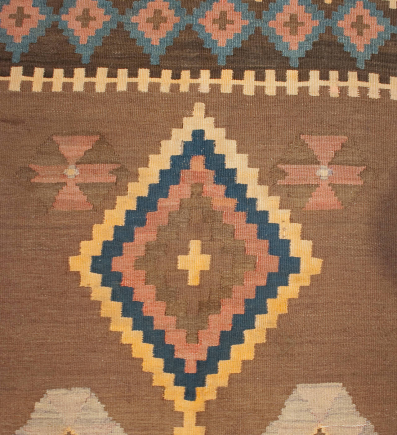 Early 20th Century Qazvin Kilim Runner In Excellent Condition In Chicago, IL