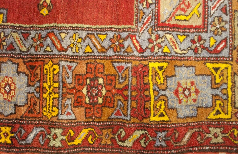 Mid-20th Century Early 20th Century Turkish Prayer Rug