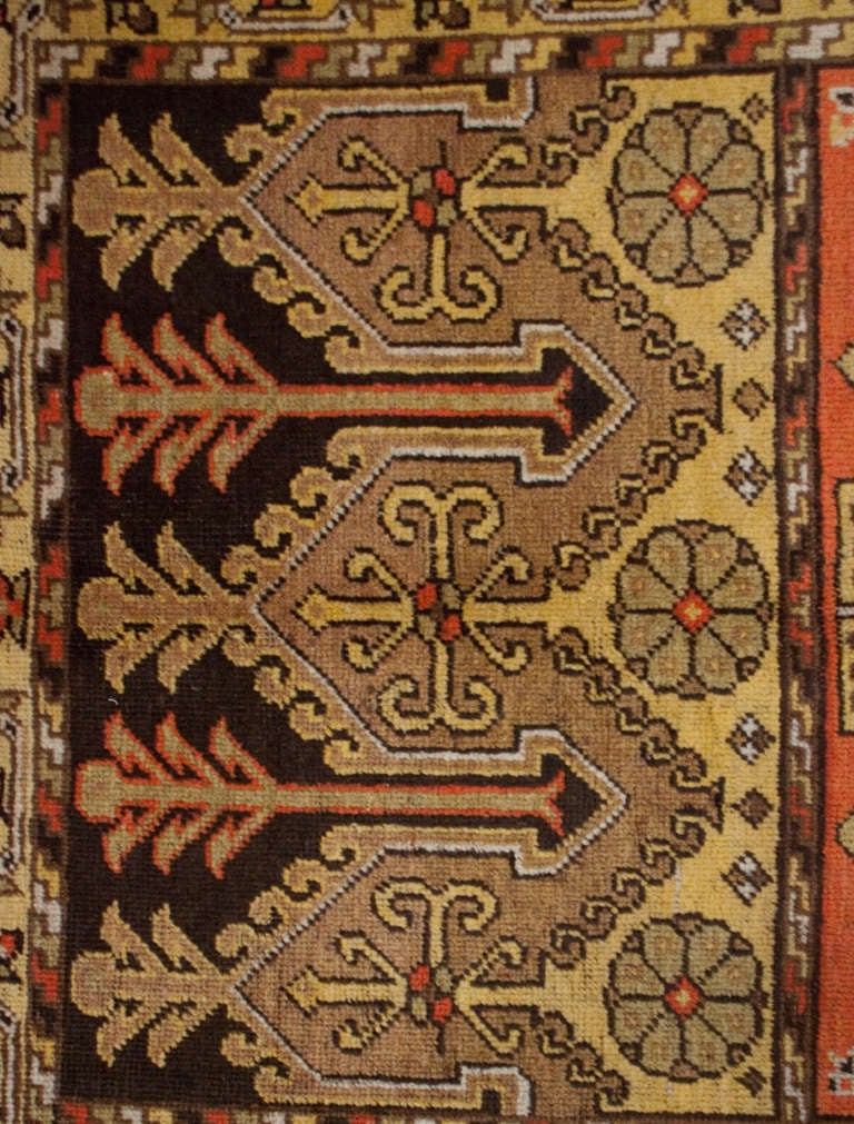 Early 20th Century Khotan Rug For Sale 1