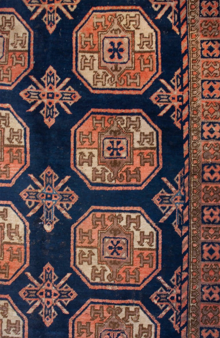 Early 20th Century Samarkand Rug In Excellent Condition For Sale In Chicago, IL