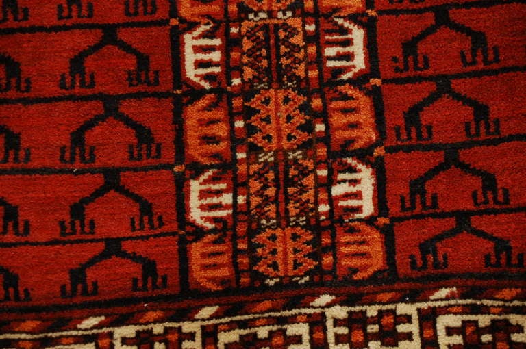 Early 20th Century Turkmen Prayer Rug For Sale 1