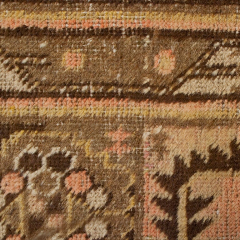 Zentralasiatischer Khotan-Teppich aus dem 19. Jahrhundert im Zustand „Hervorragend“ im Angebot in Chicago, IL