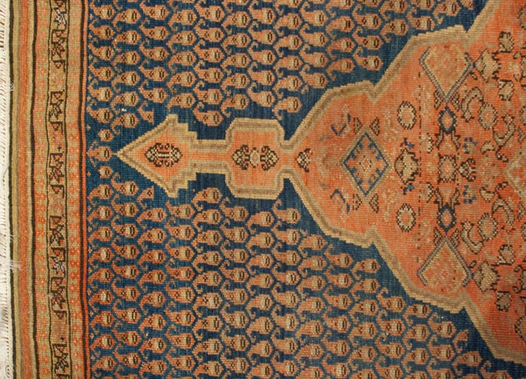 Mid-19th Century Persian Malayer Rug In Excellent Condition For Sale In Chicago, IL