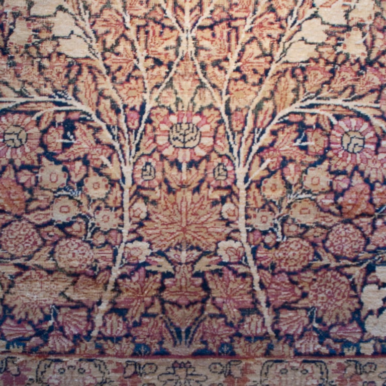 Tintura vegetale Tappeto Kirmanshah del XIX secolo in vendita