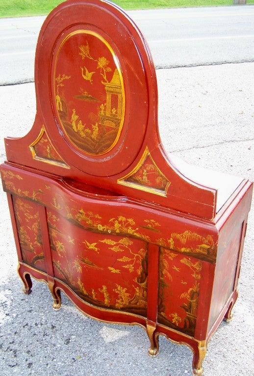 20th Century English chinoiserie or japanned  makeup vanity or dressing table