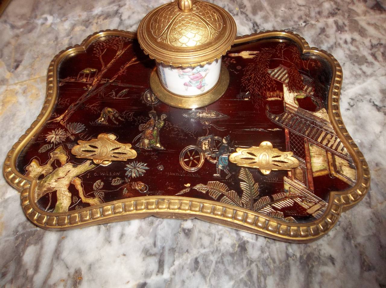 French Japanned or Chinoiserie Decorated Louis XV Style Lacquer Inkwell For Sale