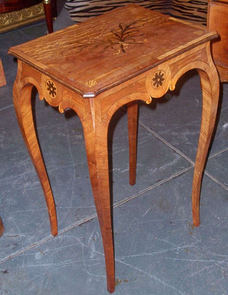 20th Century An Italian Neoclassical Satinwood And Tulipwood Inlaid Side Table