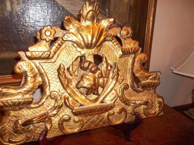 Hand Carved Regence Style Giltwood Mirror Crest Fragment, 19th Century In Good Condition In Nashville, TN