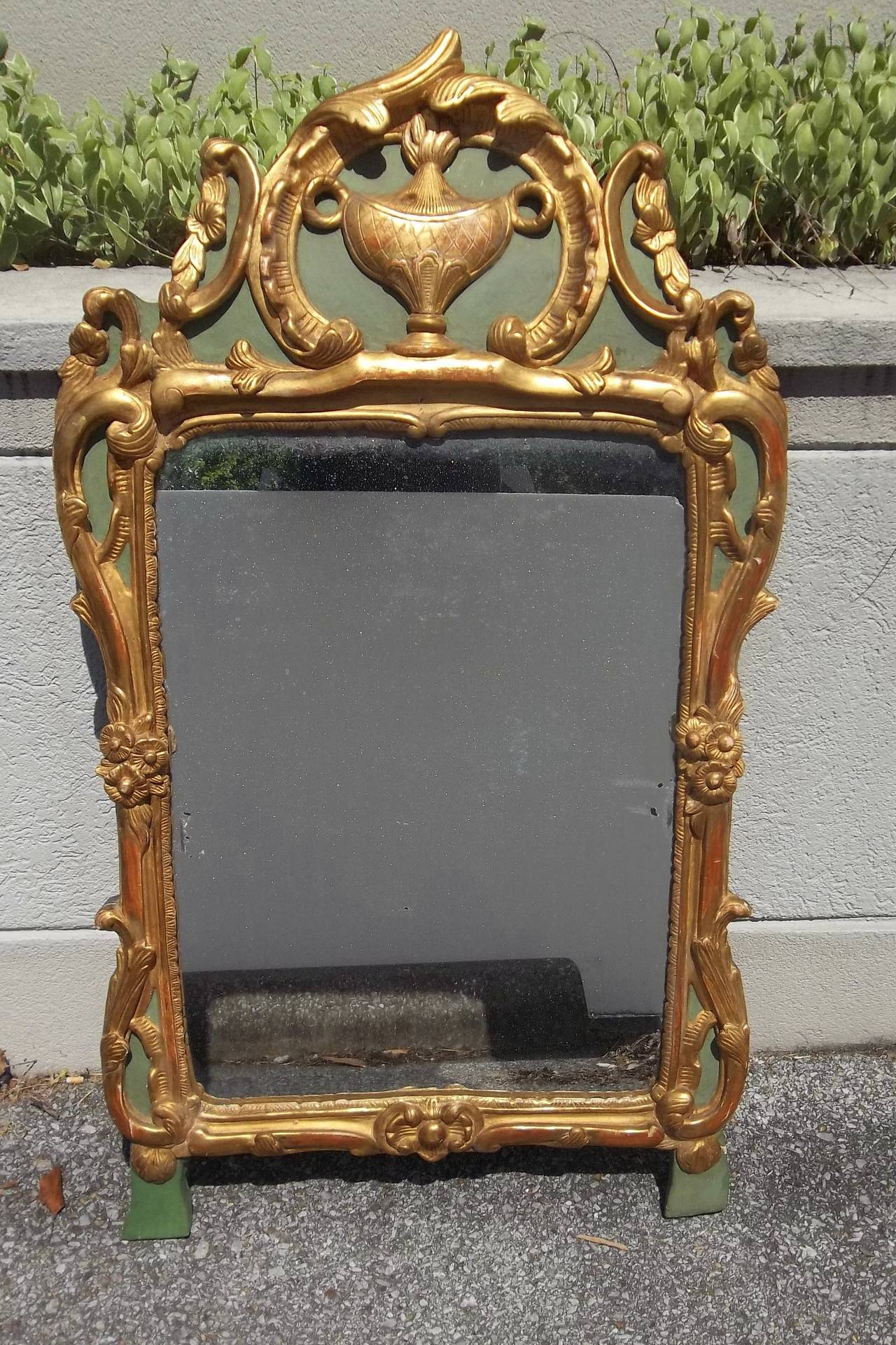 Louis XV Giltwood Mirror Re-decorated Or Refreshed 5