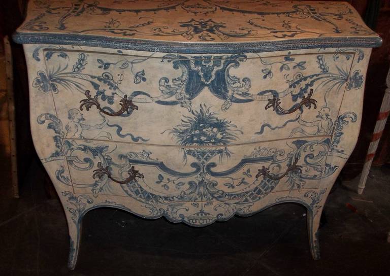 Italian Blue And White Painted Commode In 18th Century Rococo Style In Good Condition In Nashville, TN
