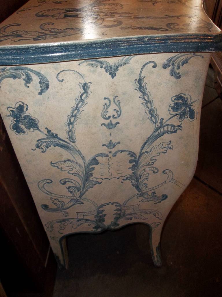 Italian Blue And White Painted Commode In 18th Century Rococo Style 4