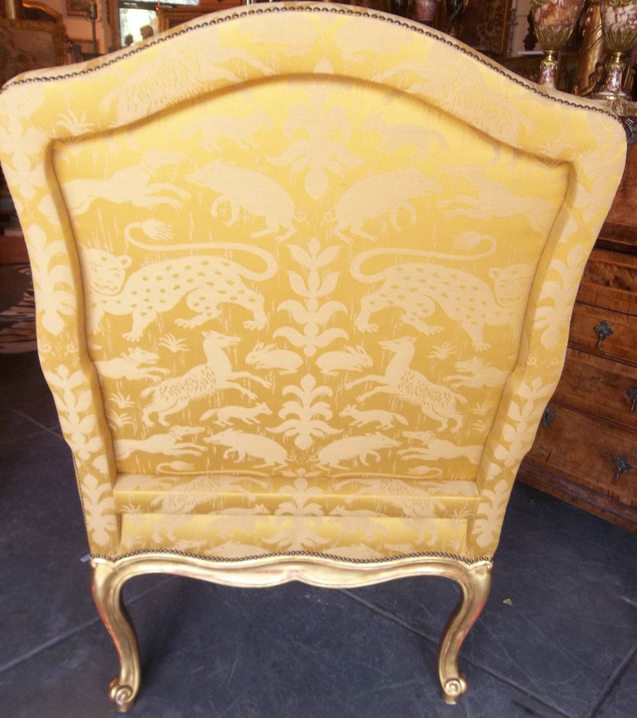 Oversized Louis XV Styled Giltwood Bergere or Armchair In Good Condition In Nashville, TN