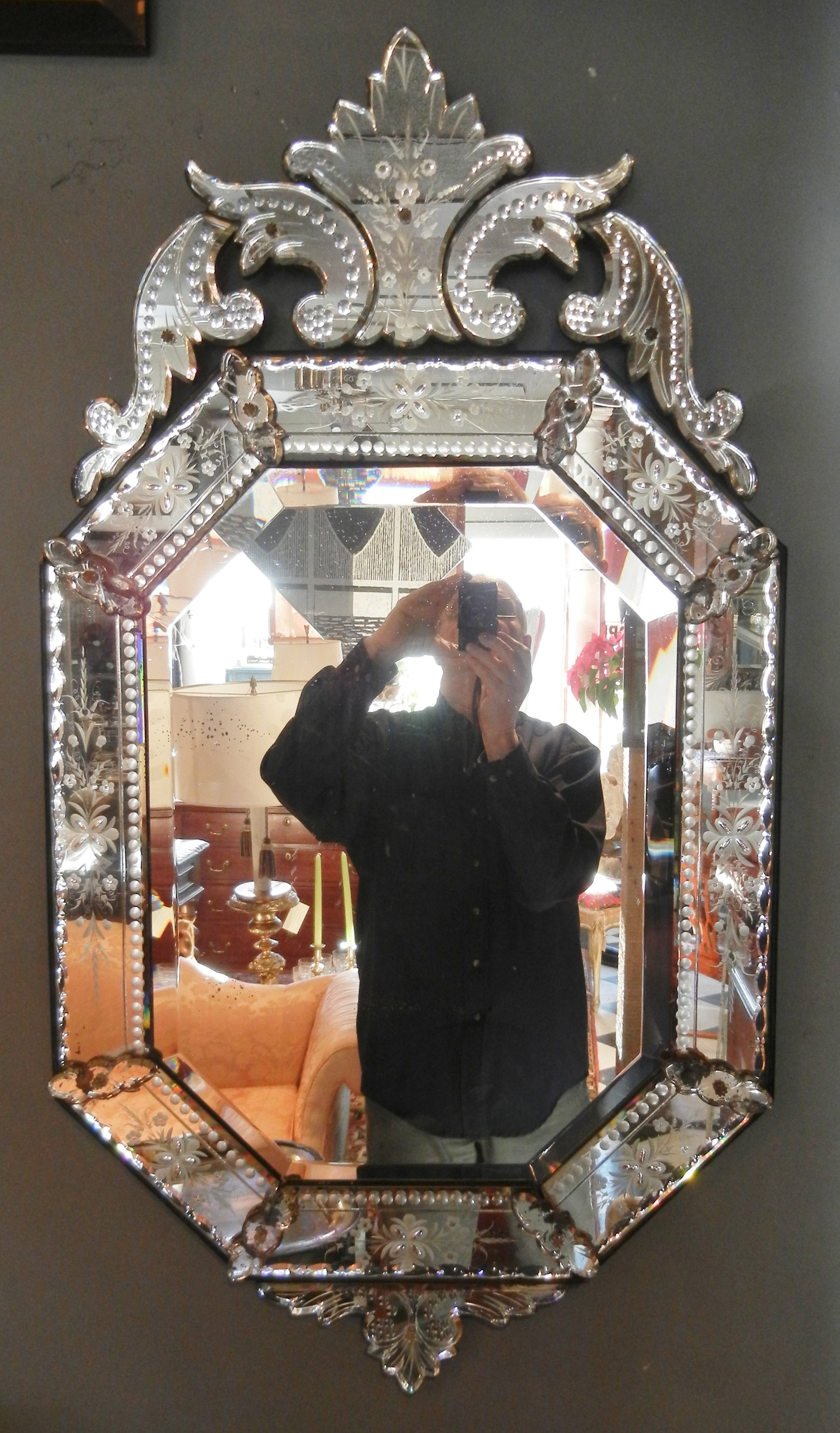 Very Fine Antique Venetian Etched-Glass Mirror in Medium Size