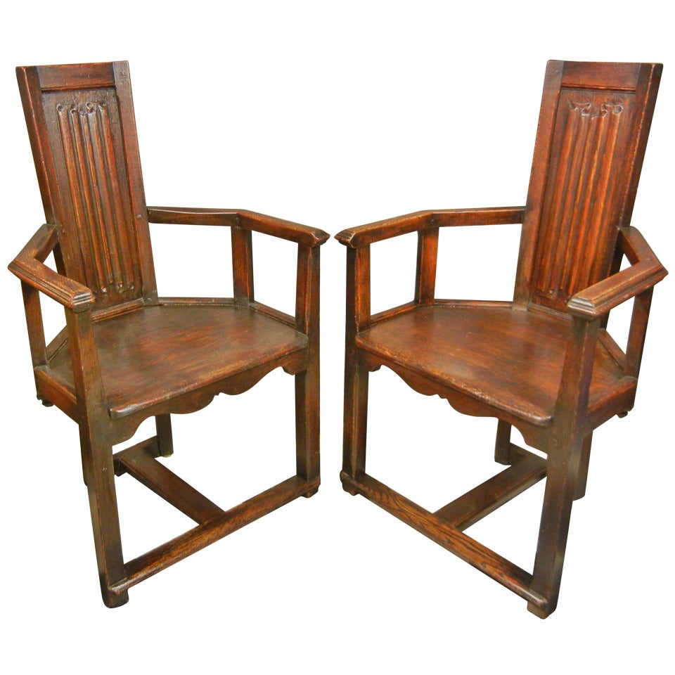 Pair of Chaises Caquetoires with Linenfold Backs For Sale