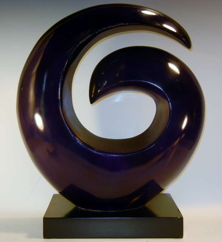 Abstract Biomorphic Sculpture in Purple-Enameled Aluminum In Good Condition In Quechee, VT