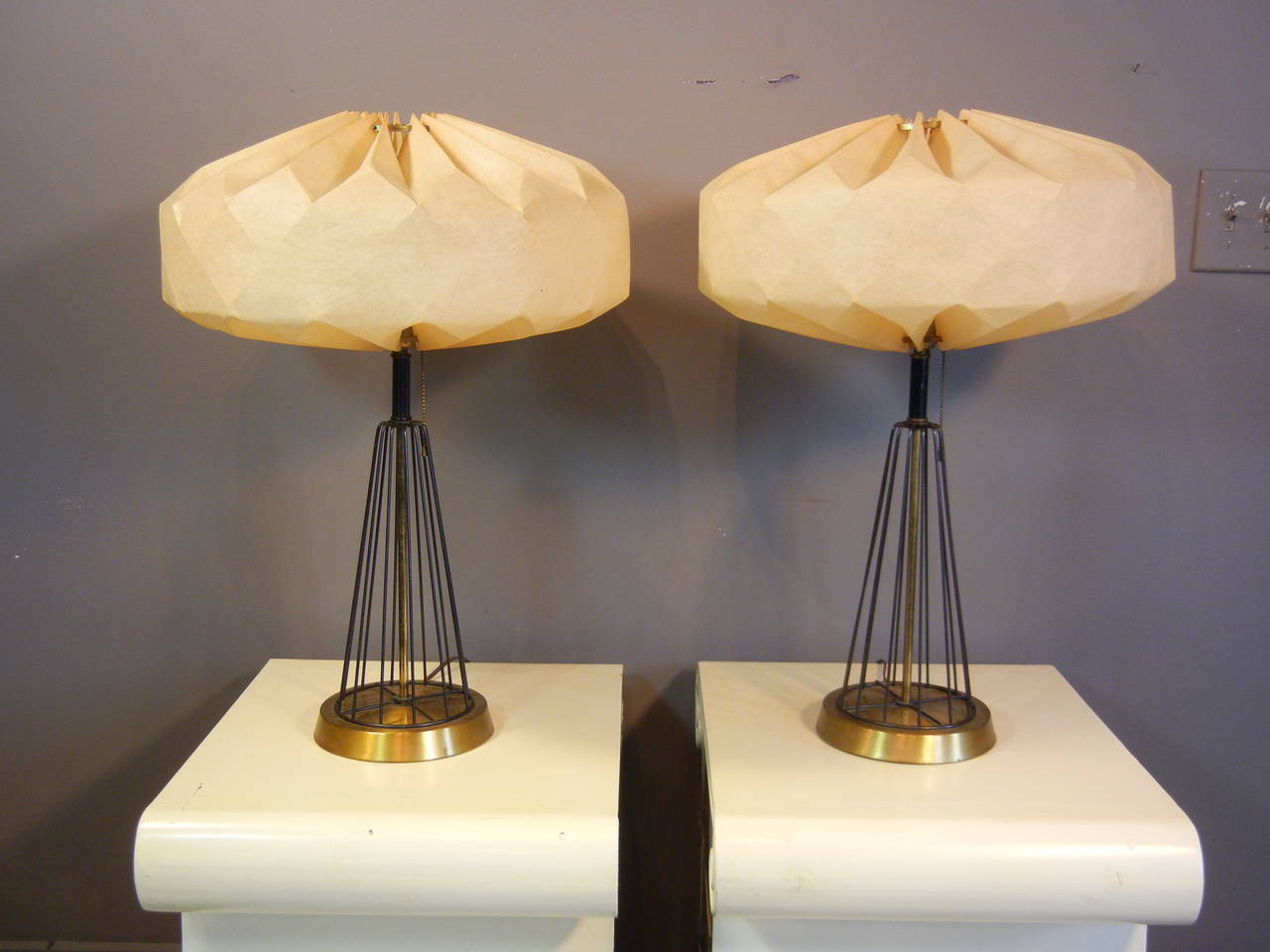 Pair of Mid-Century Space Age Table Lamps with Fiberglass Shades In Good Condition In Quechee, VT