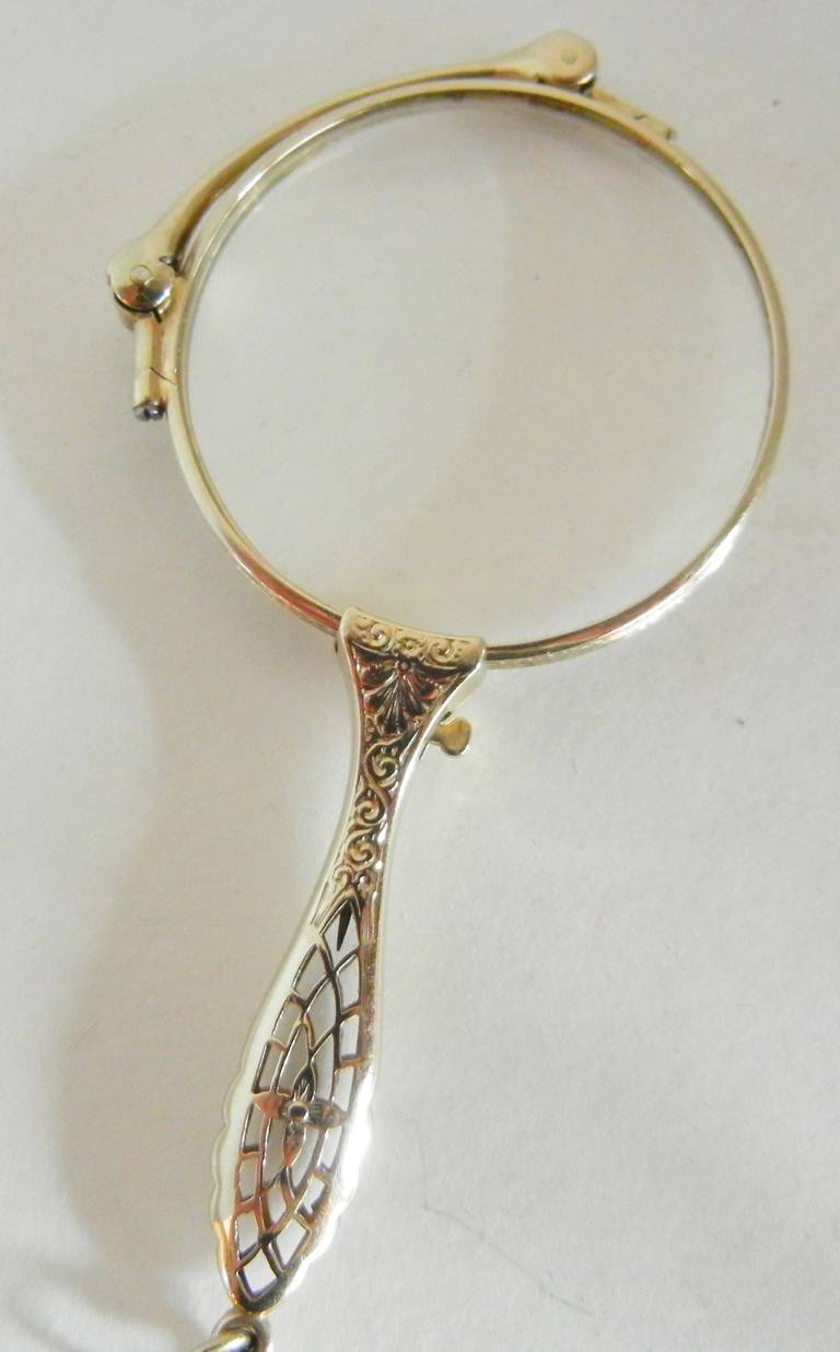 Belle Époque Folding Antique Lorgnette in 14-Karat White Gold For Sale