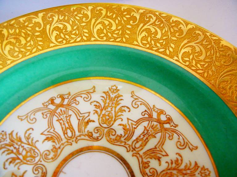 Louis XV Rouard of Paris, Pompadour Green Double-Gold Incrustation Porcelain Set For Sale