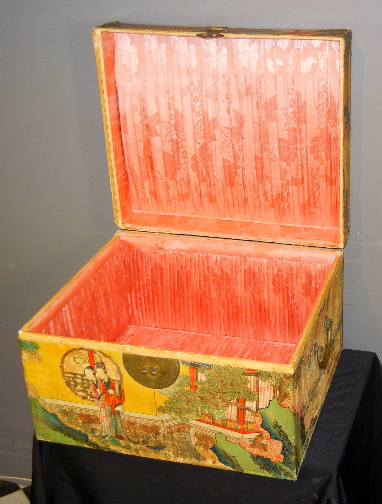 Chinese Pigskin Lady's Trunk with Painted Vignettes and Silk Lining, China, 1885