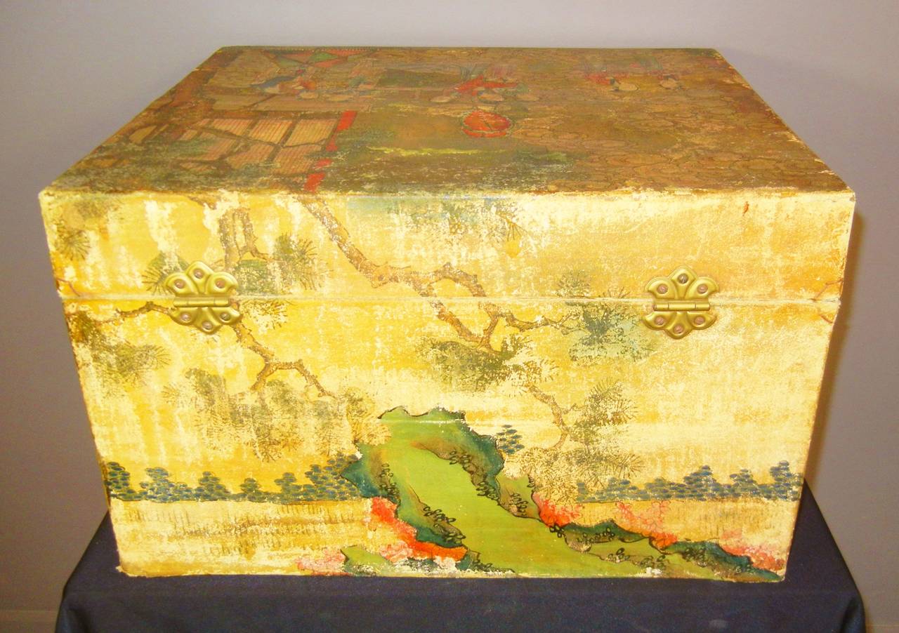 Pigskin Lady's Trunk with Painted Vignettes and Silk Lining, China, 1885 In Good Condition In Quechee, VT