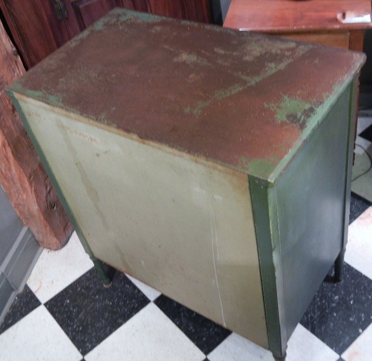 Rare Painted Sheraton-Style Industrial Metal Chest of Drawers 3