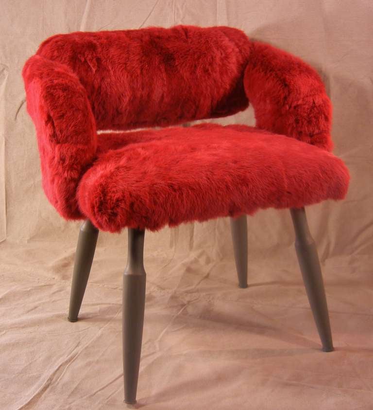 Fuchsia Rabbit Fur Vanity Chair by Godoy, 2007 Recycled Art Furniture In Excellent Condition In Quechee, VT