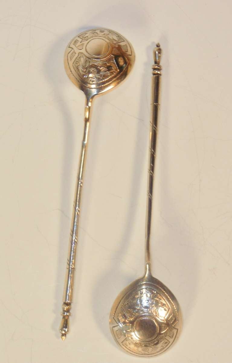 Pair of Russian Silver Teaspoons, Mikail Iakovlevich Isakov, St. Petersburg 1876 In Excellent Condition For Sale In Quechee, VT