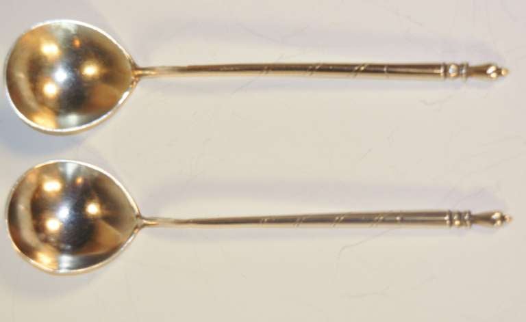 Pair of Russian Silver Teaspoons, Mikail Iakovlevich Isakov, St. Petersburg 1876 For Sale 2