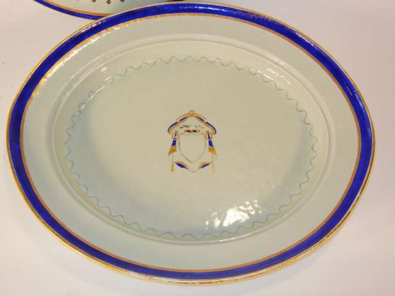 Chinese Chop Platter with Strainer, Rare Export Marriage Armorial, circa 1790-1810 For Sale