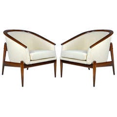 Mid-Mod Floating Lounge Chairs
