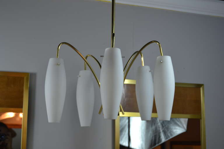 Mid-Century Petite Italian Chandelier in the Style of Stilnovo In Excellent Condition In Westport, CT