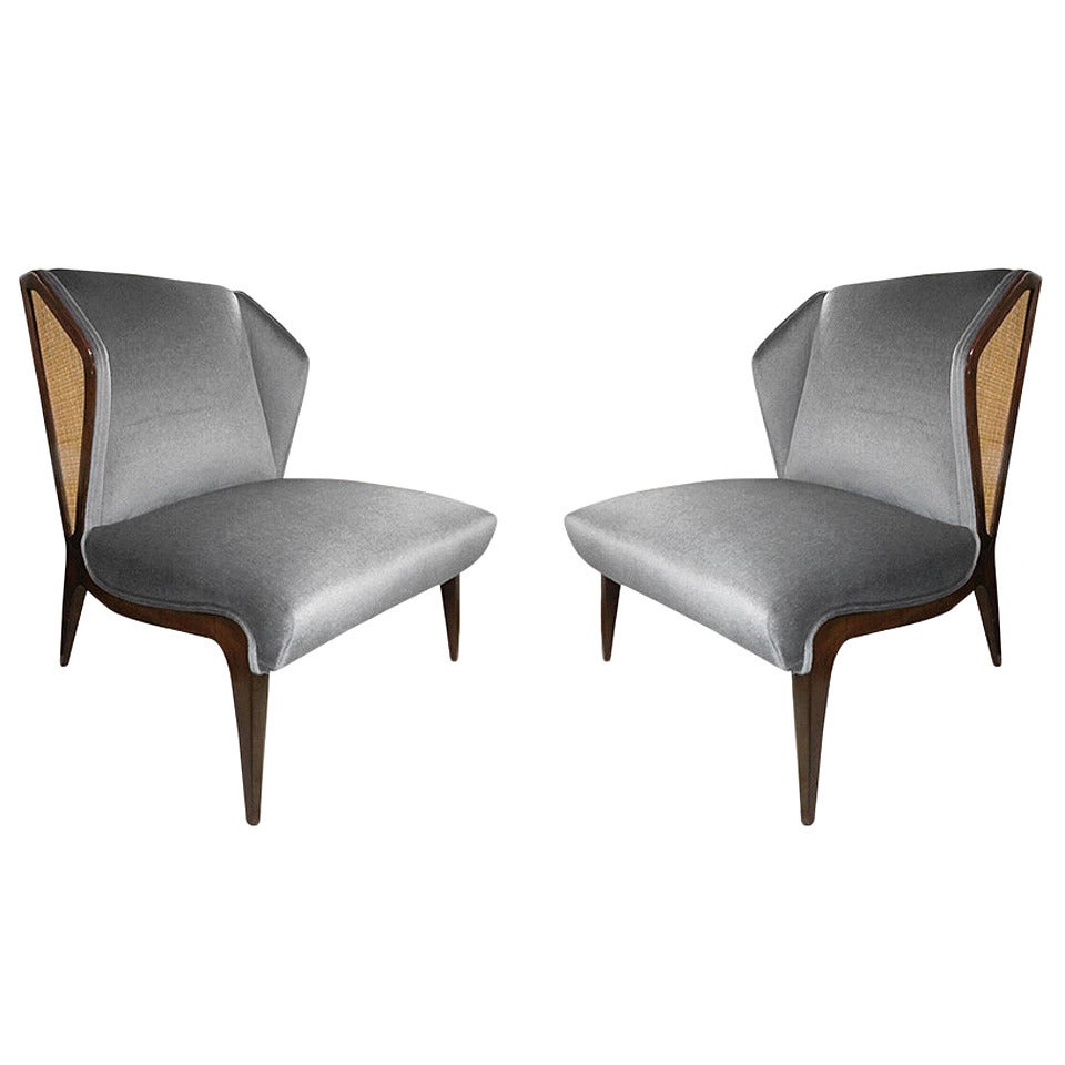 Pair of Italian Wingback Lounge Chairs in the Manner of Gio Ponti