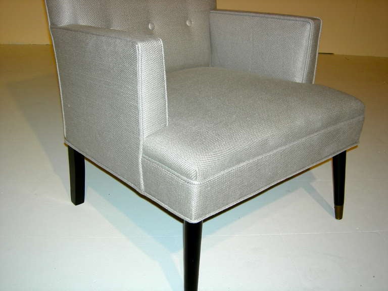 Ein Paar Modern Lounge Chairs (amerikanisch) im Angebot