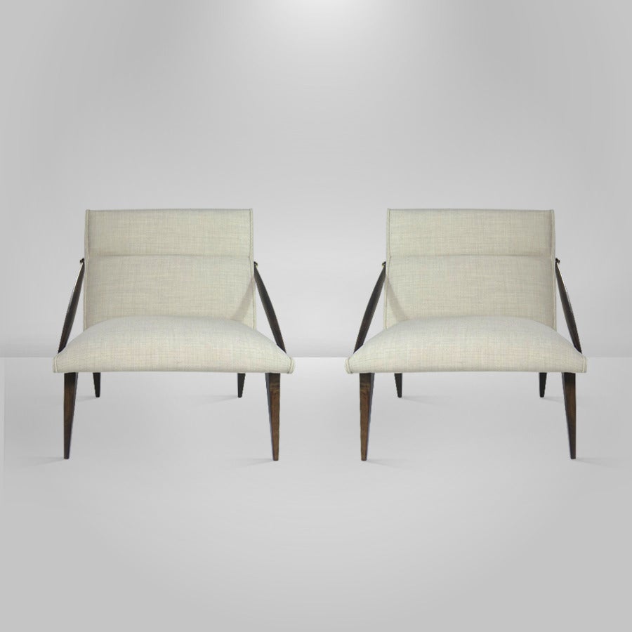 Pair of Lounge Chairs, attributed to Gio Ponti, circa 1955 In Excellent Condition In Westport, CT