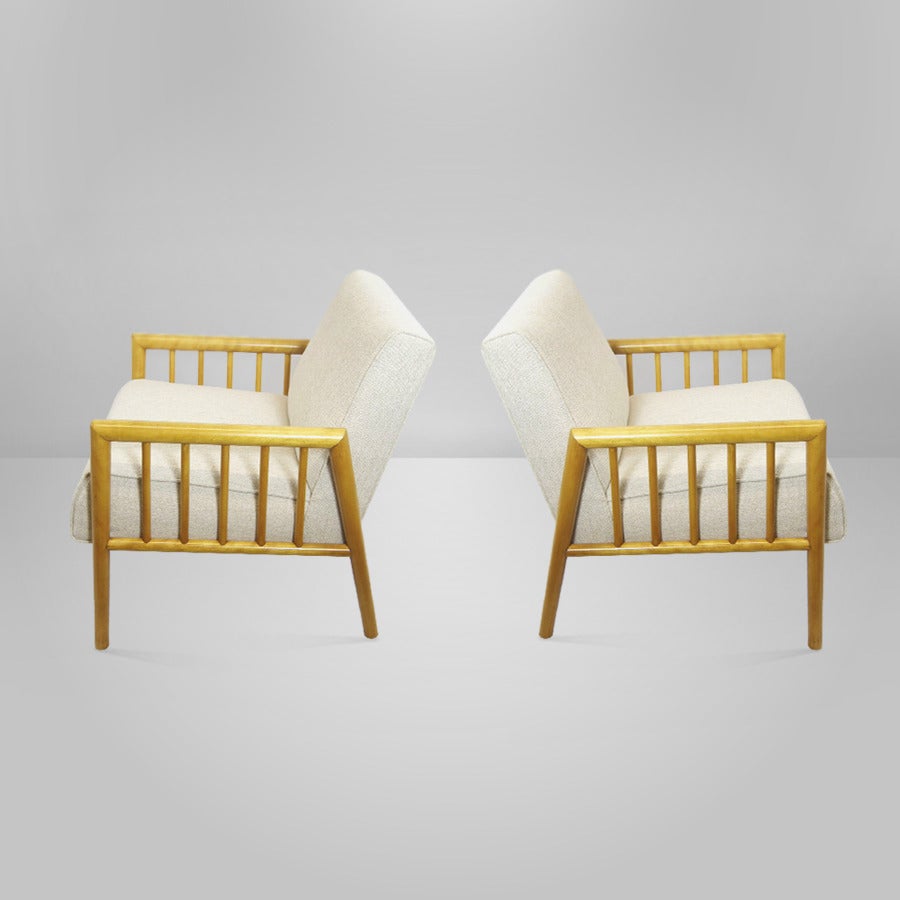 American Pair of Lounge Chairs in the Manner of T.H. Robsjohn-Gibbings