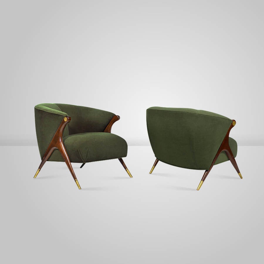 Polished Pair of Modernist Karpen Lounge Chairs, circa 1950s