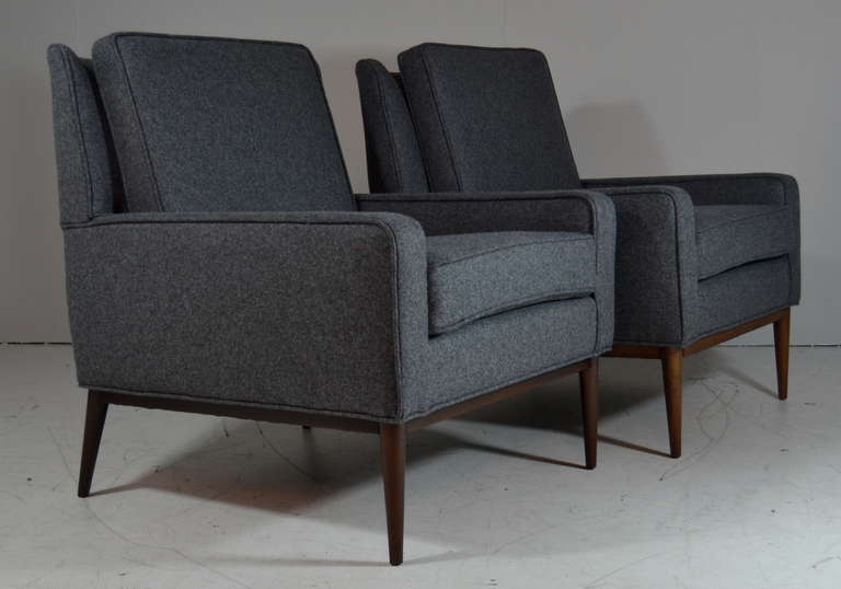 Mid-Century Modern Pair of Classic Lounge Chairs by Paul McCobb