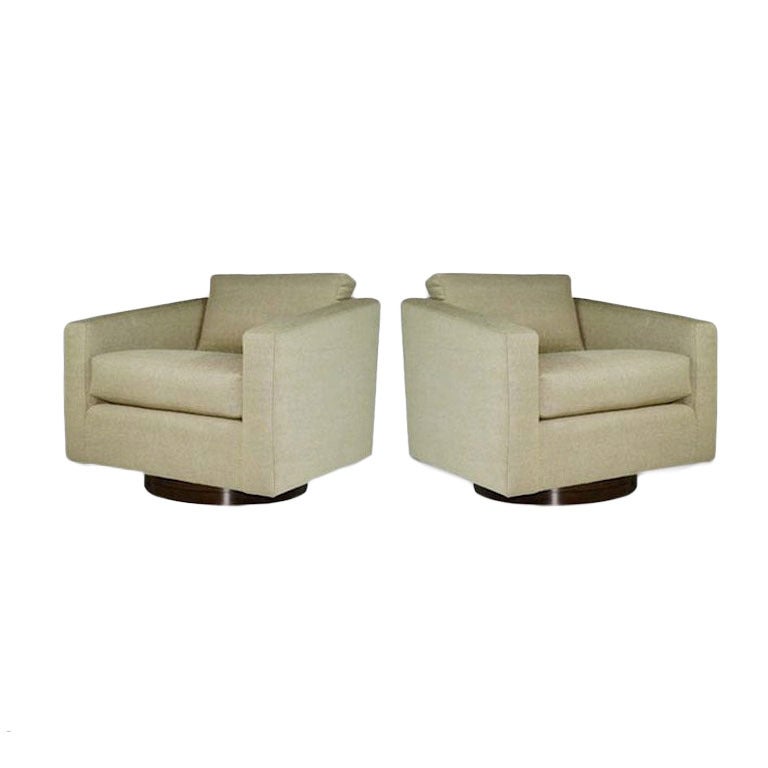 Pair of Milo Baughman Swivel Lounge Chairs