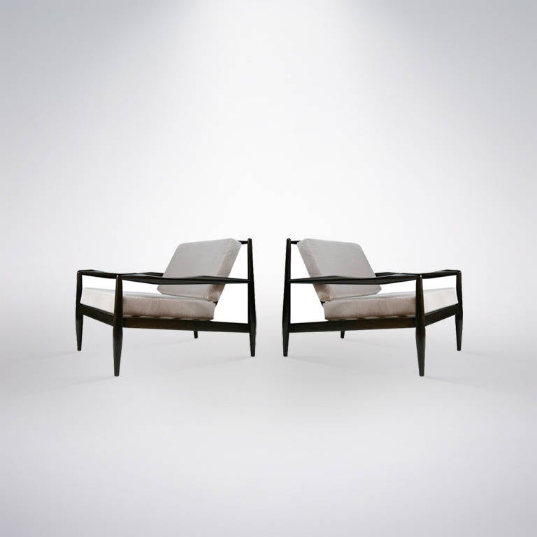 Mid-Century Modern Pair of Adrian Pearsall Lounge Chairs, Model 834-C