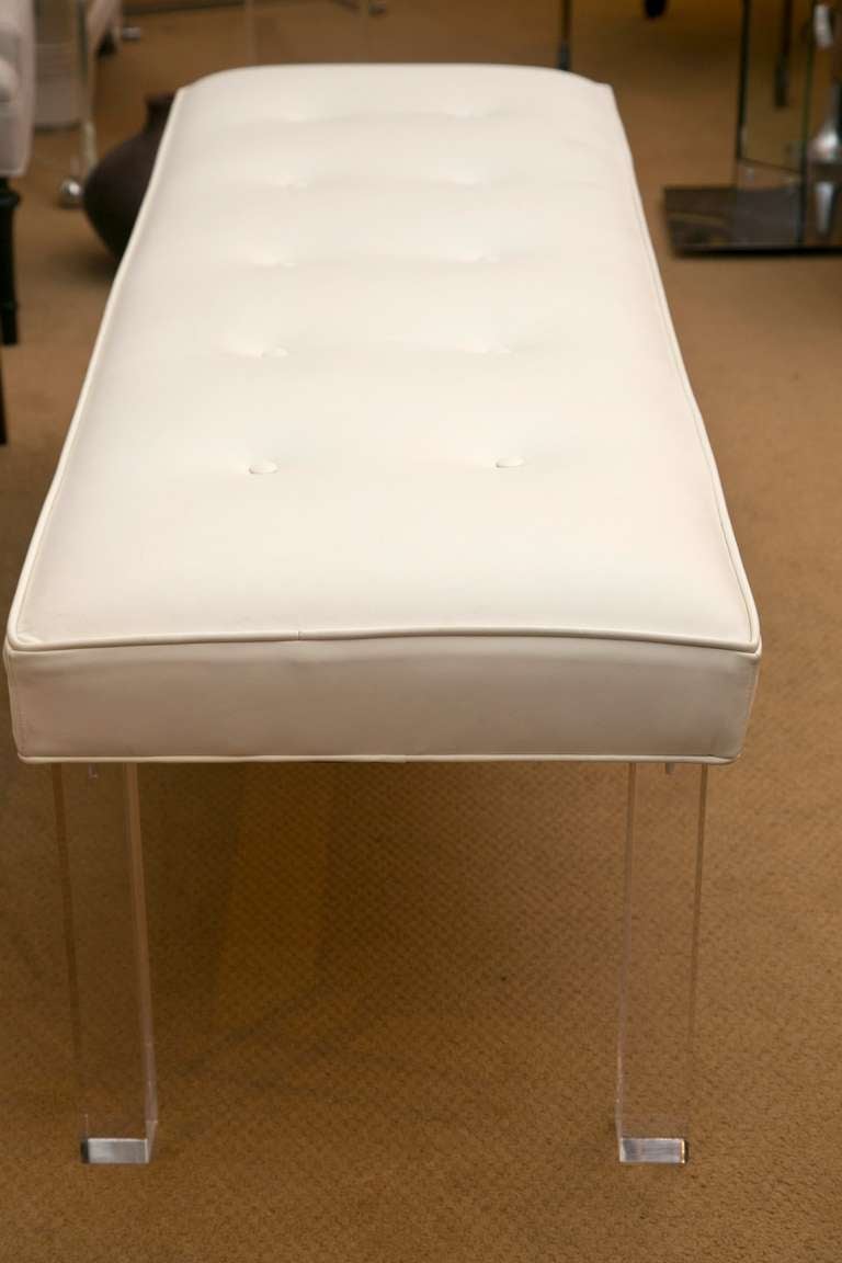 Mid Century Modern Lucite Bench In Excellent Condition In Wilton, CT