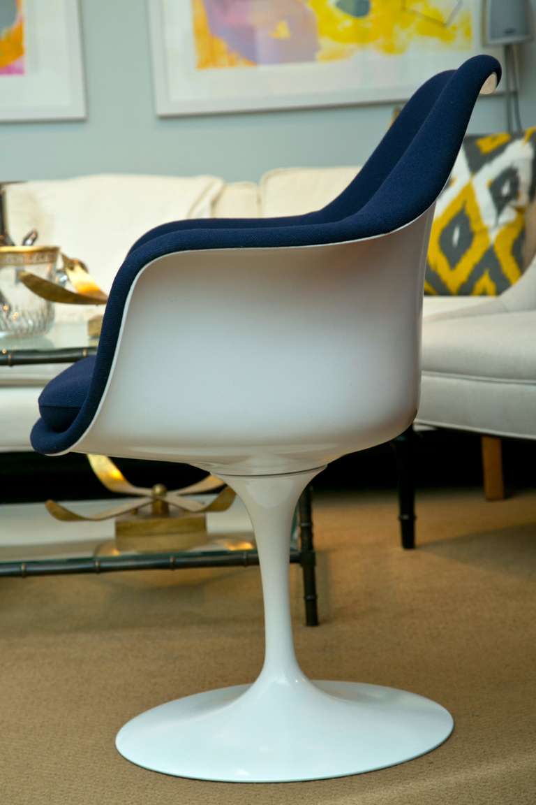 American Vintage Eero Saarinen Tulip Swivel Chair
